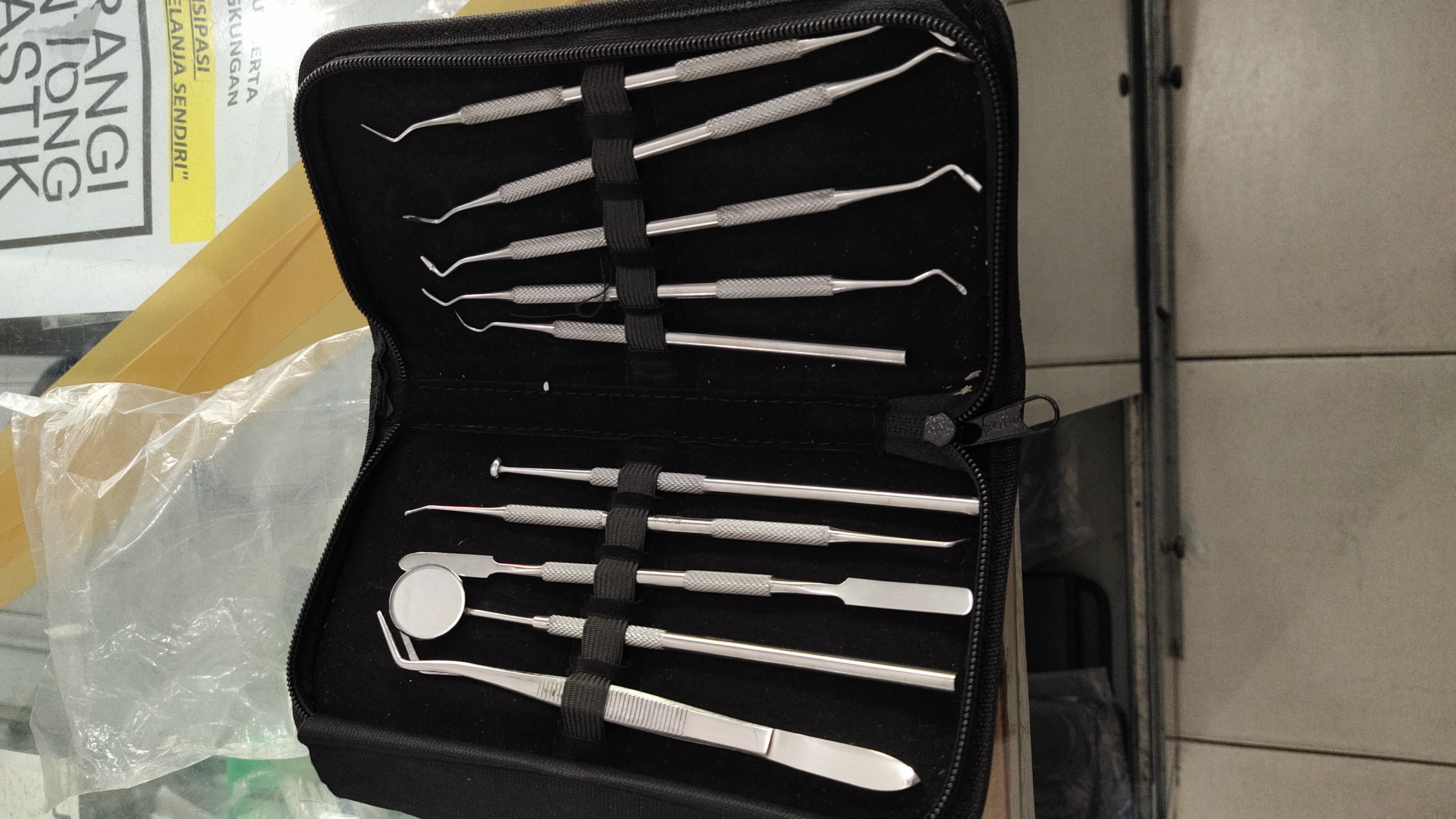 INSTRUMEN DASAR DENTIKA SET